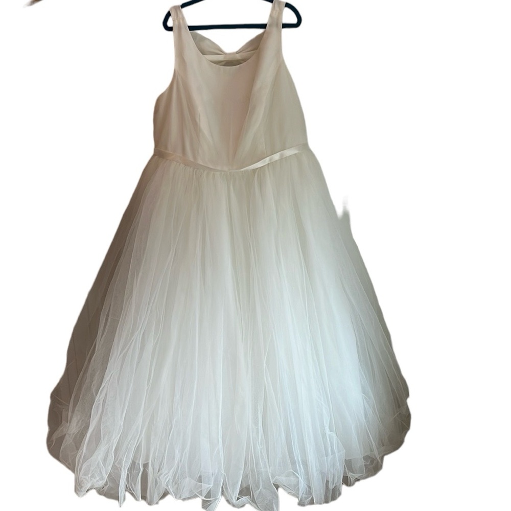David’s Bridal Kids Flower Girl Dress